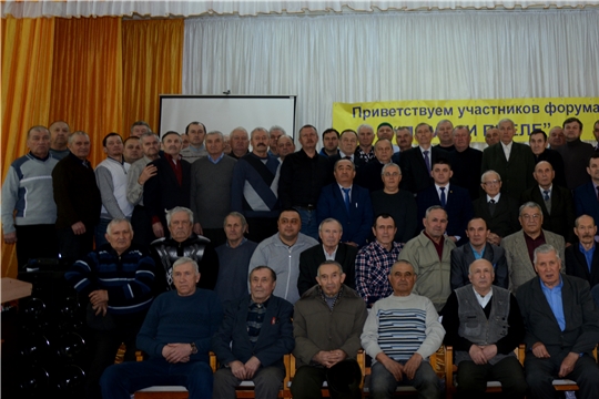 В Батыревском районе проведен форум пчеловодов южных районов республики