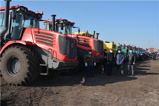 В Батыревском районе продолжается комиссионный осмотр готовности сельскохозяйственной техники