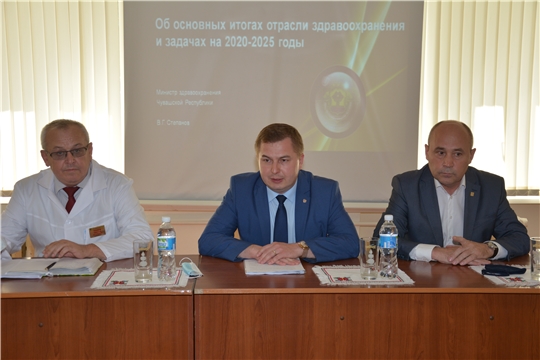Рабочая встреча главы администрации Батыревского района с министром здравоохранения Чувашии