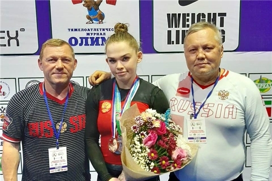 Наша землячка, тяжелоатлетка Наталия Шайманова выиграла «серебро» и «бронзу» чемпионата России