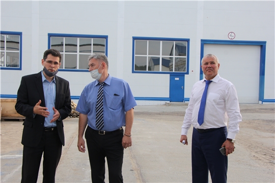 Министр промышленности и энергетики Чувашской Республики  Сергей Лекарев посетил предприятия Чебоксарского района.