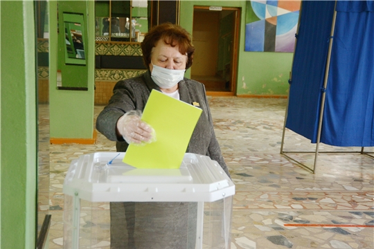Альбина Егорова приняла участие в выборах Главы республики и депутатов органов местного самоуправления