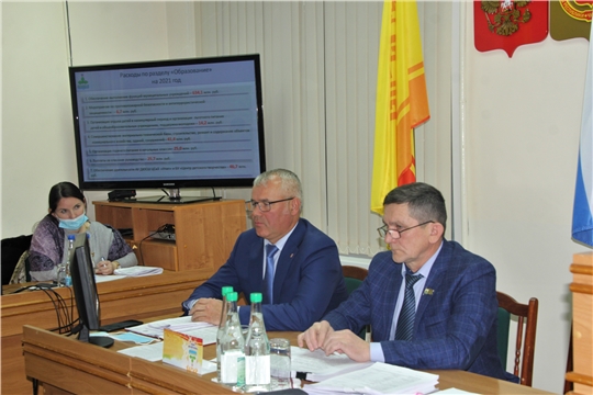 Собранием депутатов Чебоксарского района утвержден бюджет Чебоксарского района на 2021 год и на плановый период 2022 и 2023 годов