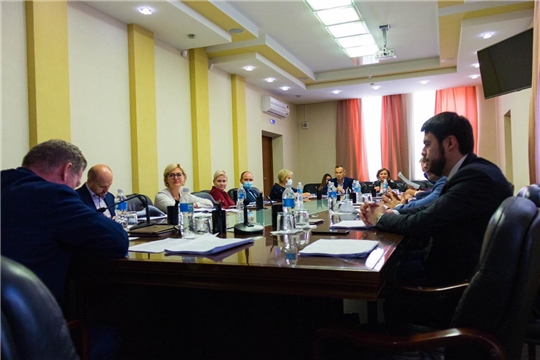Евгений Кадышев провел первое заседание постоянной комиссии Чебоксарского городского Собрания  депутатов по бюджету