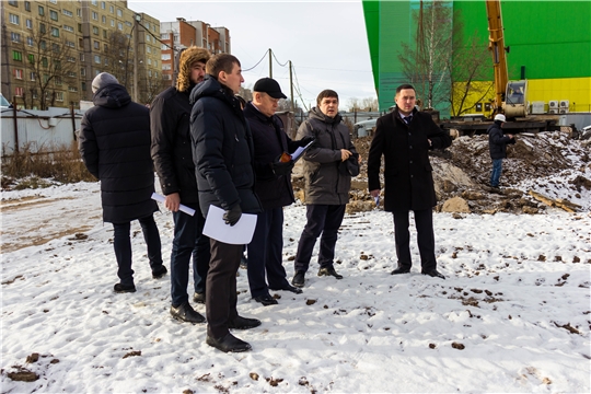 «Проблемные» объекты строительства изучили члены профильной комиссии Чебоксарского городского Собрания депутатов