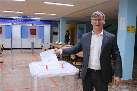 Министр Александр Героев принял участие в голосовании по поправкам в Конституцию Российской Федерации