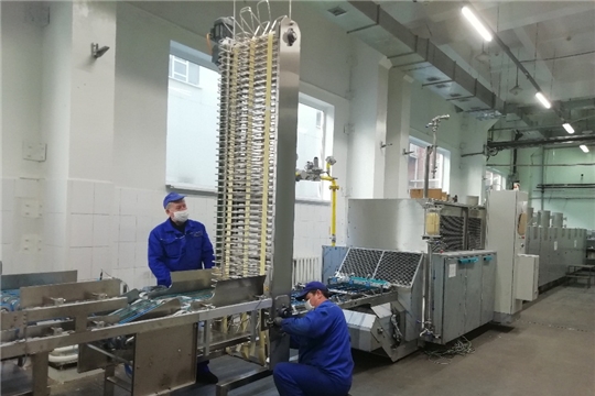 На кондитерской фабрике «АККОНД» готовится к запуску новая линия вафель