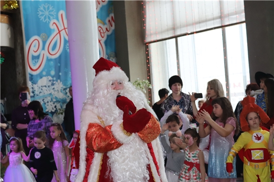 г. Алатырь: городской Дворец культуры пригласил юных алатырцев на новогоднее представление
