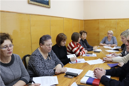 В алатырской администрации состоялось первое в этом году заседание комиссии по делам несовершеннолетних и защите их прав