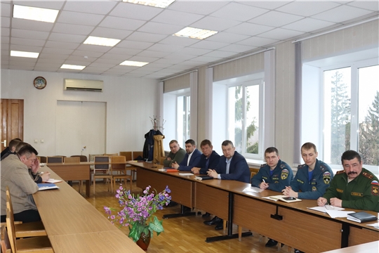 В алатырской администрации состоялось заседание двух комиссий – противопаводковой, а также по чрезвычайным ситуациям и обеспечению пожарной безопасности