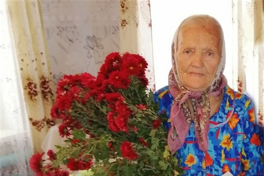 90-летний юбилей отметила жительница Алатыря, труженица тыла и ветеран труда Пелагея Ивановна Голубева