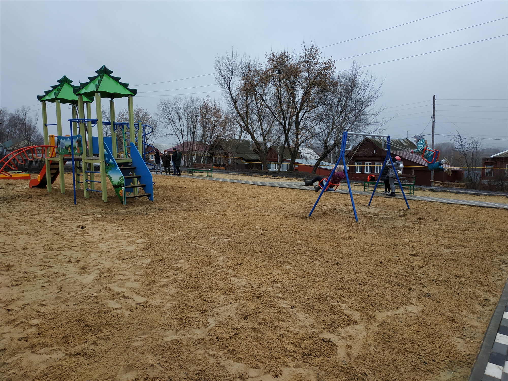 В Алатыре появилась ещё одна детская игровая площадка | г. Алатырь  Чувашской Республики