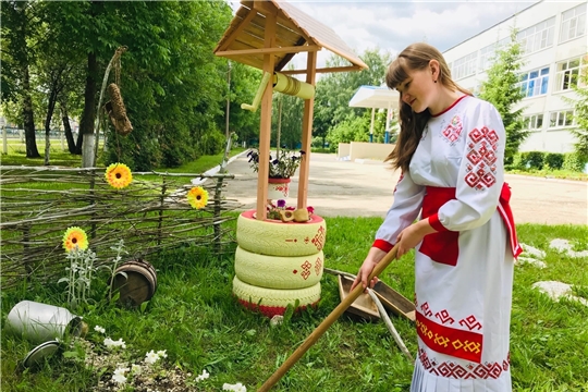 Образовательные организации города Чебоксары подключились к празднованию Дня чувашской вышивки