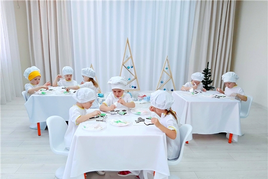 В детских садах города Чебоксары открылись онлайн-мастерские Деда Мороза