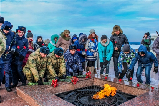 В Чебоксарах прошли памятные мероприятия в честь 76-летия снятия блокады Ленинграда