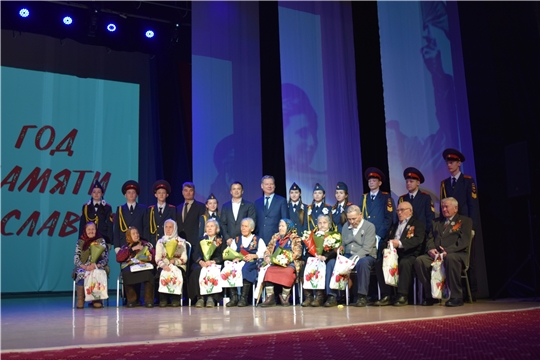 В Московском районе г. Чебоксары вручили юбилейные медали «75 лет Победы в Великой Отечественной войне 1941-1945 гг.»