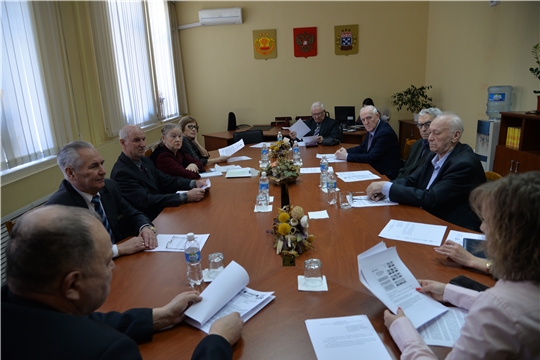 Совет старейшин решил поддержать инициативу о присвоении городу Чебоксары почетного звания
