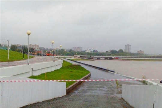 Водовыпуск на набережной залива будет отремонтирован по окончании ливней ("НТА-Приволжье")