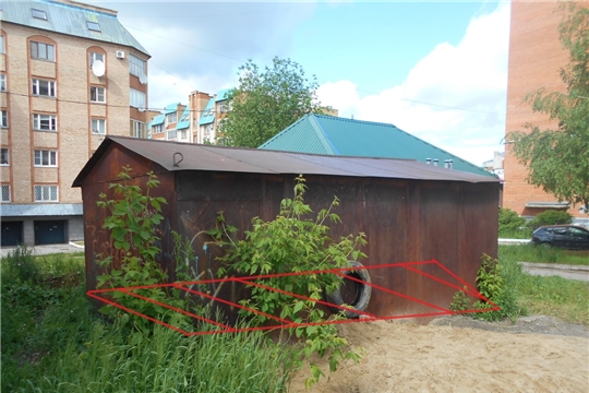 Штраф и демонтаж: выявлено самовольное размещение гаража на муниципальной земле по ул. Сверчкова в Чебоксарах
