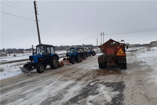 Дорожные службы города Канаш продолжают работы по очистке автомобильных дорог и улиц города в усиленном режиме