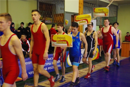 Сборная команда города Канаш в числе лидеров по итогам состоявшихся в 2020 году первенств Чувашской Республики по спортивной борьбе