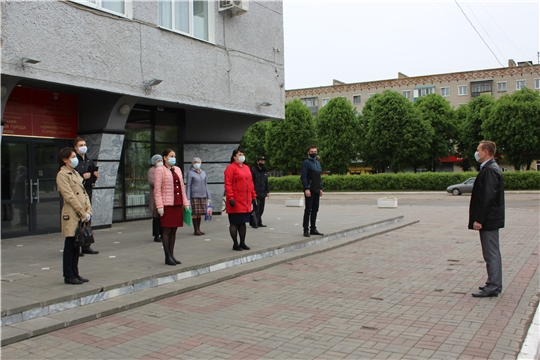 В городе Канаш мобильные группы ежедневно проверяют соблюдение масочного режима