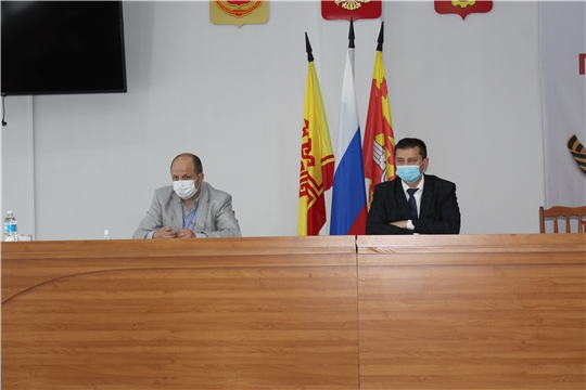 В городе Канаш состоялось заседание Оперативного штаба по предупреждению завоза и распространения новой коронавирусной инфекции