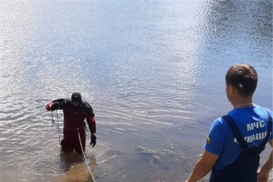 Обследование водолазами дна водоемов Республики продолжается