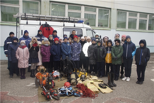 Месячник гражданской обороны проведен в гимназии №4 города Чебоксары