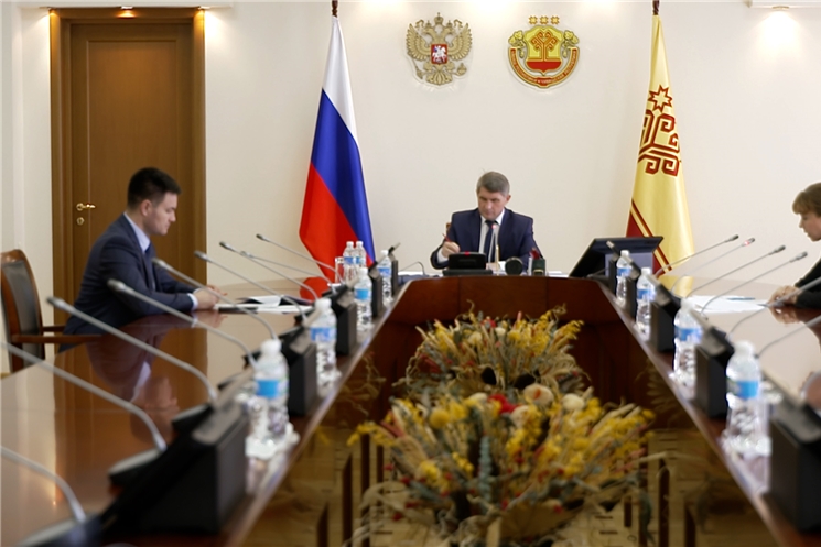 Актуальные вопросы сферы образования и трудоустройства по видеосвязи обсудили на совещании в Доме Правительства