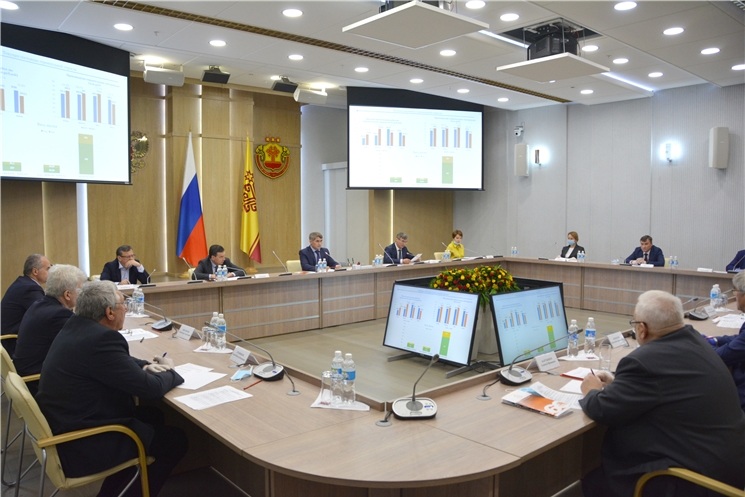 Олег Николаев обсудил со строителями актуальные вопросы отрасли