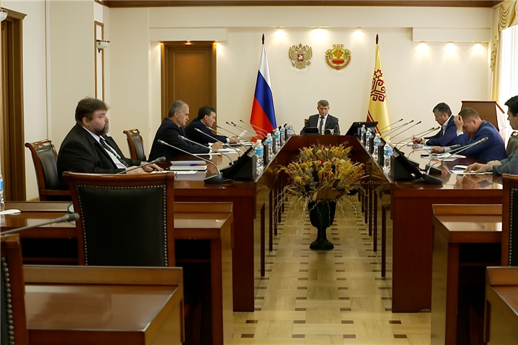 В Доме Правительства прошло заседание оперативного штаба по экономическим вопросам