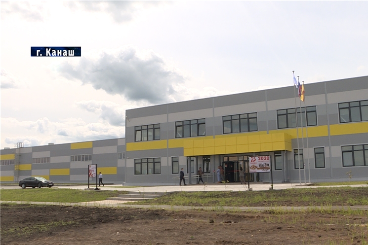 Олег Николаев посетил индустриальный парк в Канаше