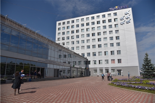 Министр промышленности и торговли РФ Денис Мантуров посетил АО "Элара"