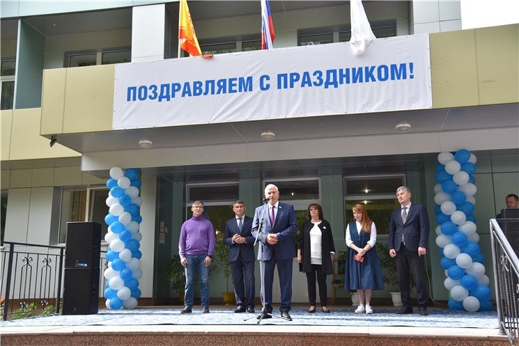 Олег Николаев принял участие в мероприятии, посвященном Дню работников нефтяной и газовой промышленности