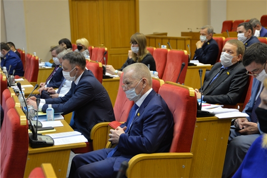 На сессии принят блок социальных законов
