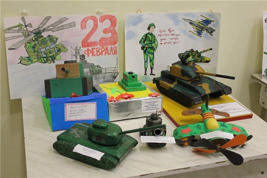 В Шумерле подведены итоги городского конкурса рисунков и макетов боевой техники «Парад техники»