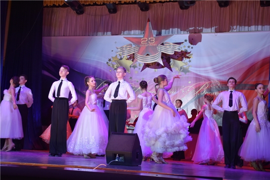 Ко Дню защитника Отечества в Шумерле состоялся большой праздничный концерт