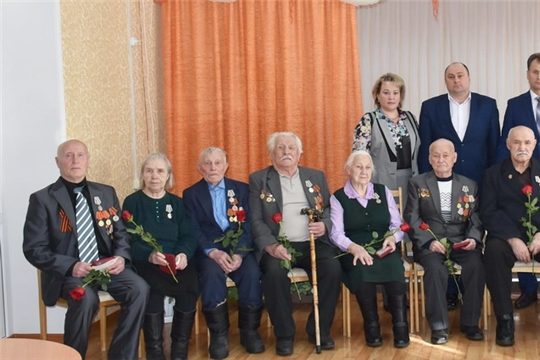 Вручение юбилейных медалей «75 лет Победы в Великой Отечественной войне 1941 - 1945 гг.»