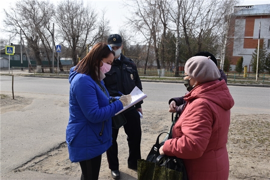 Мобильные группы патрулируют территорию города на предмет соблюдения гражданами режима сомоизоляции