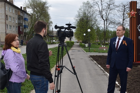 Руководство города, ветеран войны и юнармеец поздравят шумерлинцев с Днем Победы в формате видеообращения