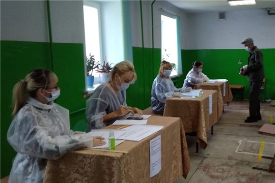 В Шумерле продолжается Общероссийское голосование по поправкам в Конституцию Российской Федерации