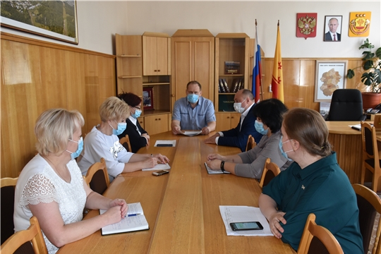 В администрации города Шумерля прошло совещание по вопросам проведения Общероссийского голосования по поправкам в Конституцию