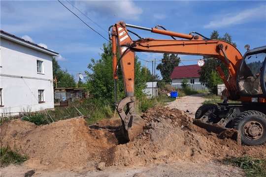 Устранение аварийной ситуации на водоводе к многоквартирному дому №52 по ул. Котовского