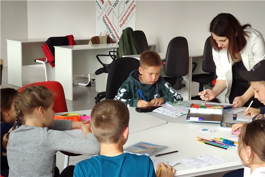 В городе Шумерля стартовал проект «Образовательная программа для детей из малообеспеченных семей «МультEnglish»