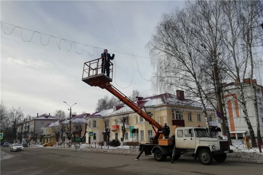 В Шумерле приступили к световому новогоднему оформлению городских территорий