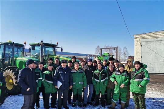 Первый ежегодный технический осмотр техники в Комсомольском районе