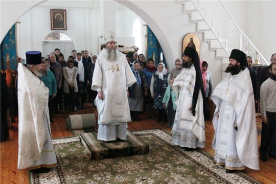 В день памяти первомученика и архидиакона Стефана епископ Алатырский и Порецкий Феодор совершил Божественную Литургию в храме Иверской иконы Божией Матери д. Кубня Ибресинского района