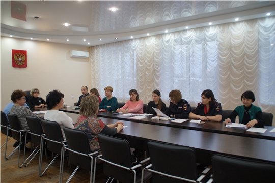 В Калининском районе прошло координационное совещание комиссии по делам несовершеннолетних и защите их прав
