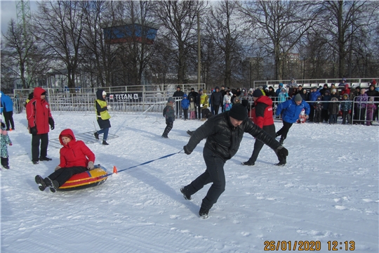 6 семей Калининского района поднялись на пьедестал почета во Всероссийский день снега